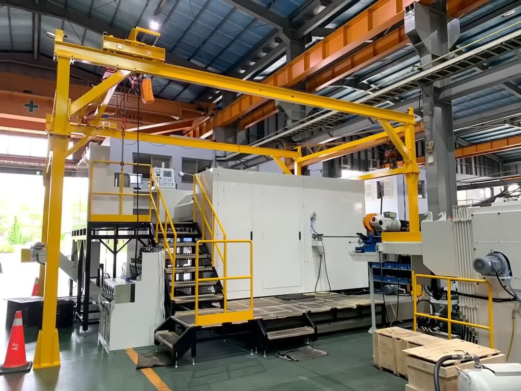 Nut Parts Former in the Workshop