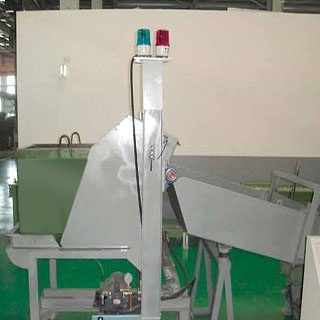 Magnetic feeder drawing