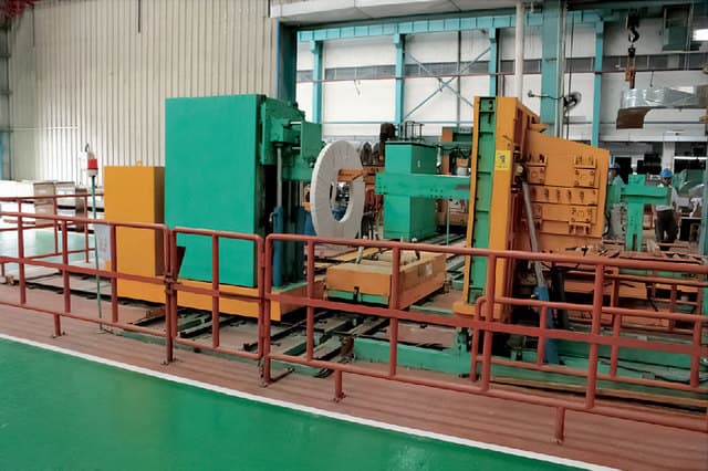 coil stacking and tilting