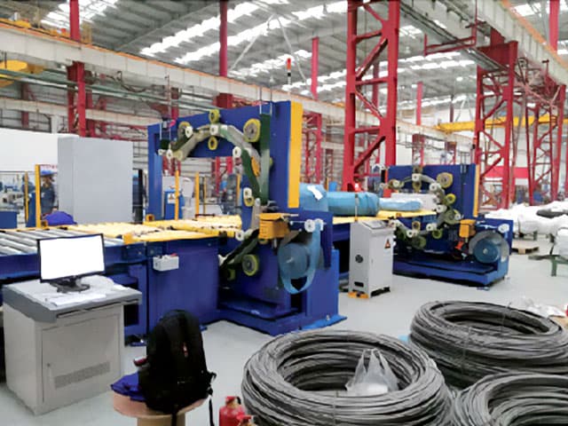 double wrapping machine station